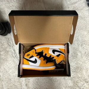 Jordan 1 Mid TD Taxi Size US 4.